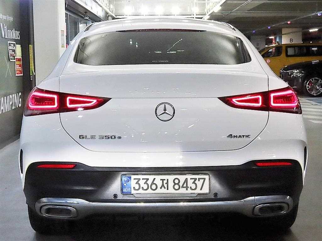 Mercedes Benz GLE Class - Vista 5