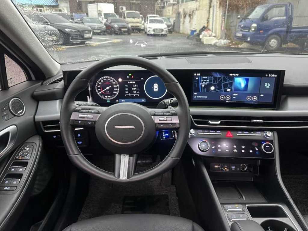 HYUNDAI Sonata - Vista 6