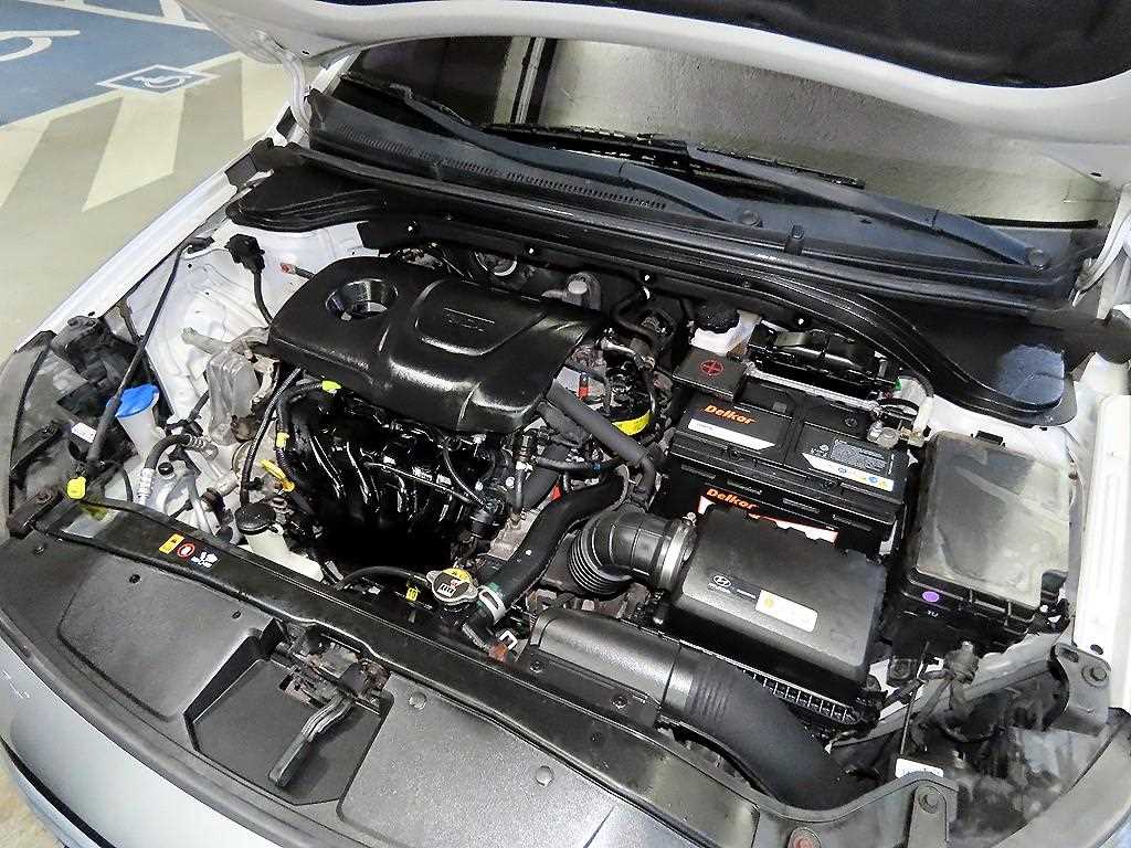 HYUNDAI Avante 2018 Gris - Importación desde Corea - HF Imports Iquique - Foto 15