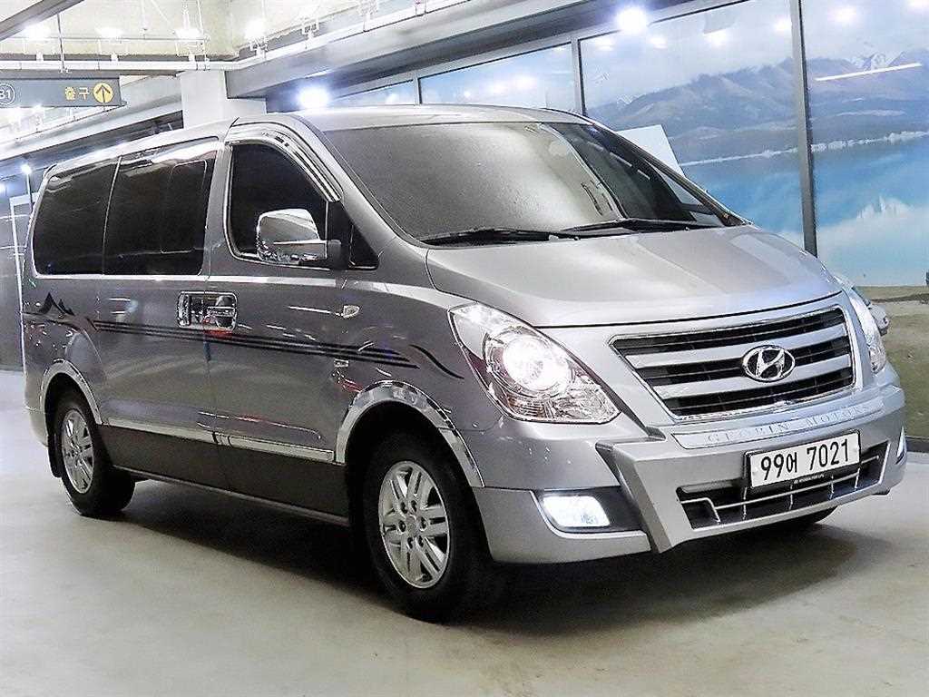 HYUNDAI Starex 2016 Blanco - Importación desde Corea - HF Imports Iquique - Foto 1