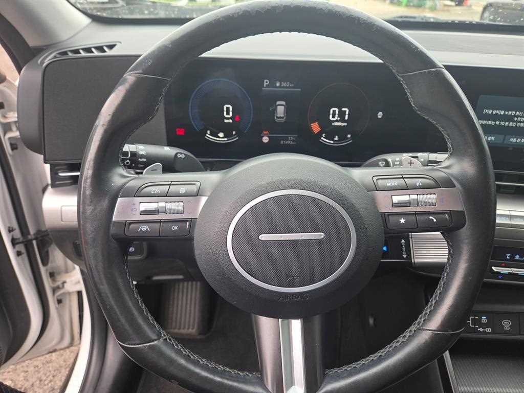 HYUNDAI Kona - Vista 3