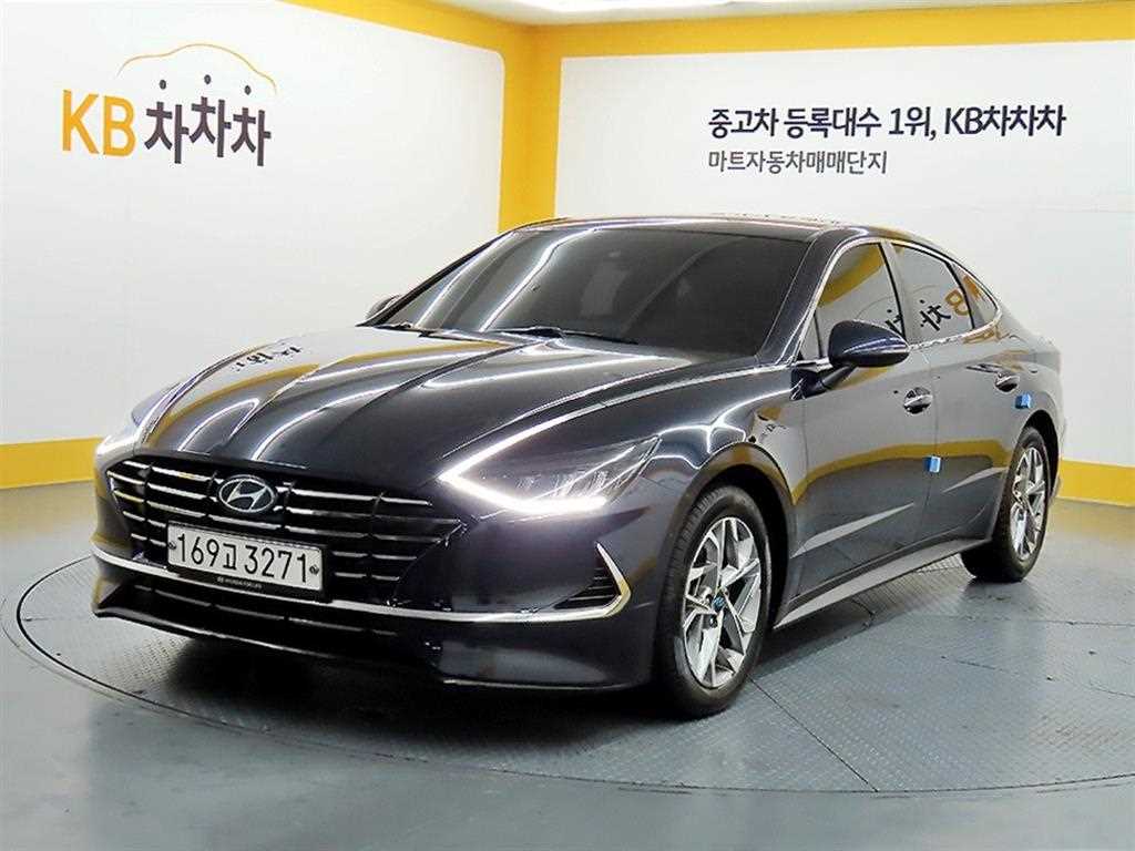 HYUNDAI Sonata - Vista 2