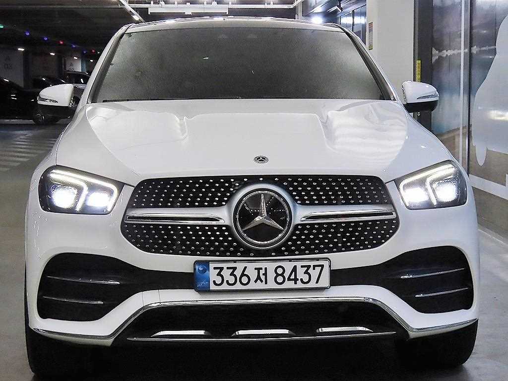 Mercedes Benz GLE Class - Vista 2