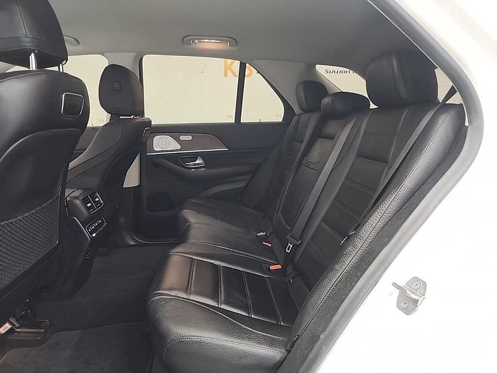 Mercedes Benz GLE Class - Vista 12