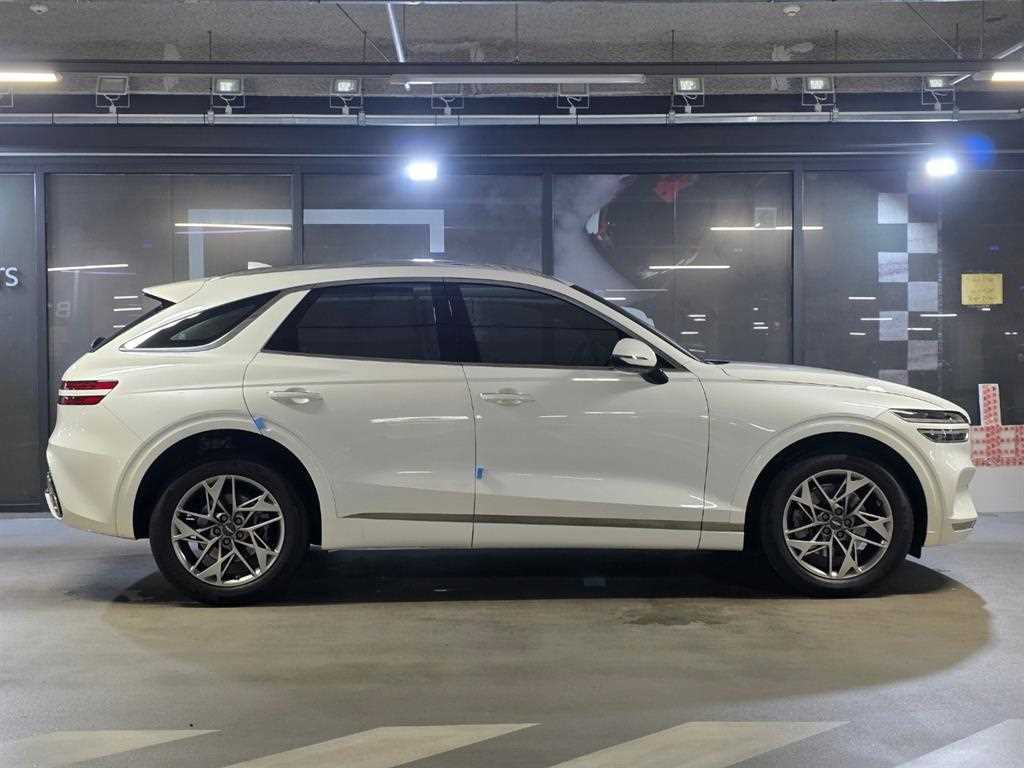 Genesis GV70 - Vista 3