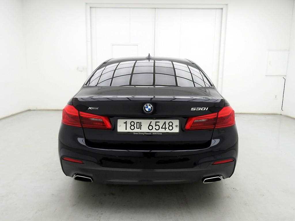 BMW 5 Series - Vista 3