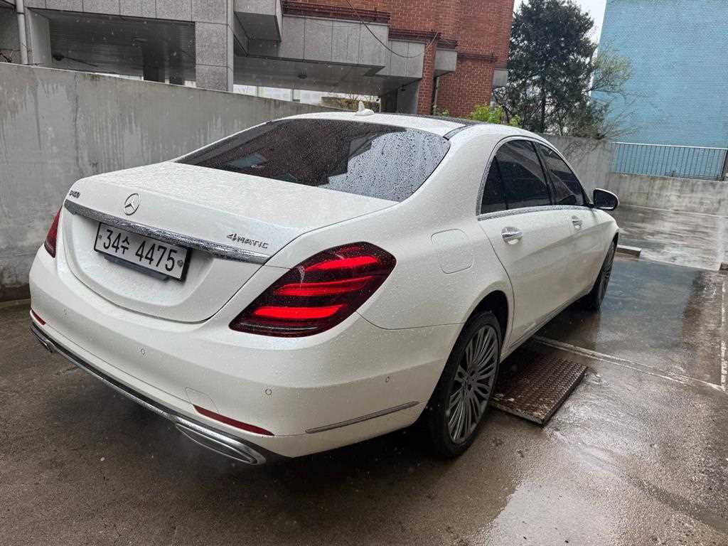 Mercedes Benz S Class - Vista 2