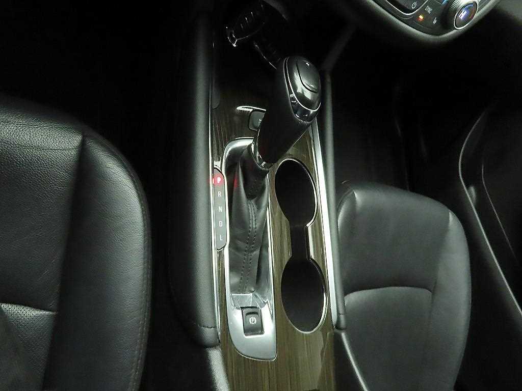 Chevrolet Malibu - Vista 10