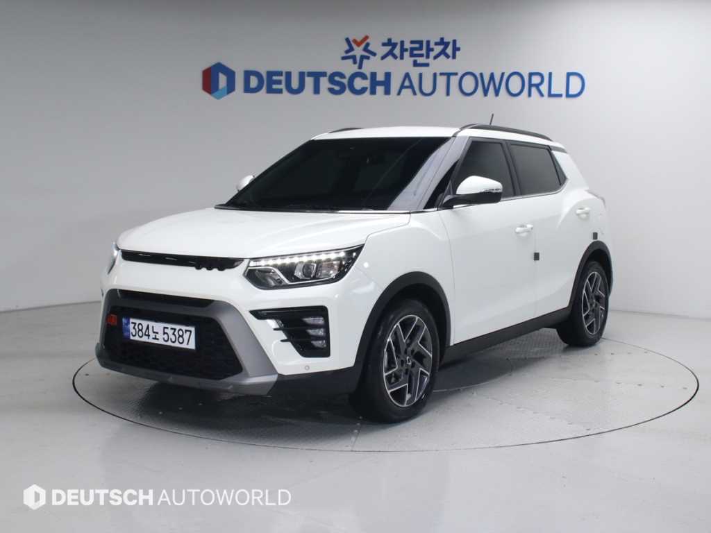 Ssangyong Tivoli 2024 Blanco - Importación desde Corea - HF Imports Iquique - Foto 1