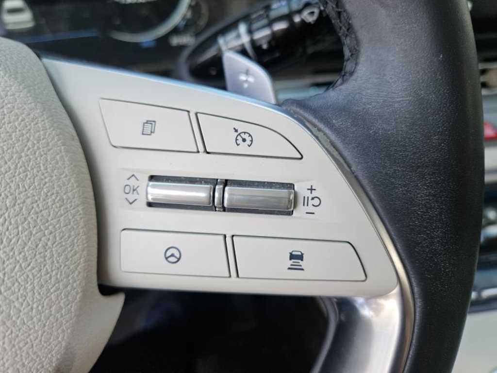 HYUNDAI Grandeur - Vista 5