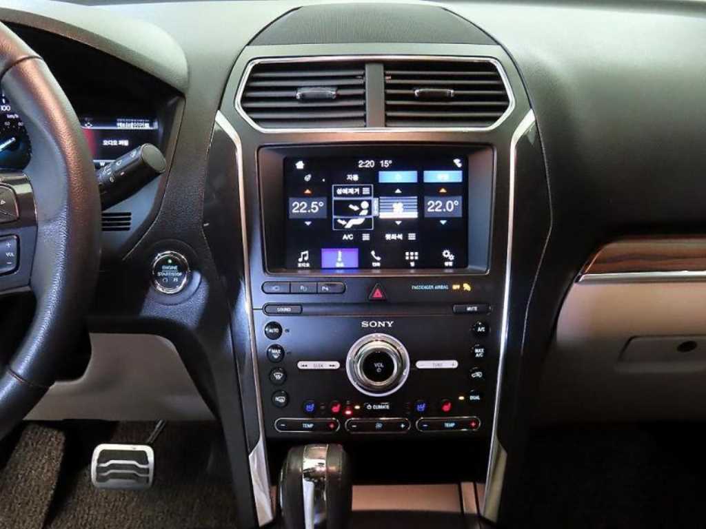 Ford Explorer - Vista 11
