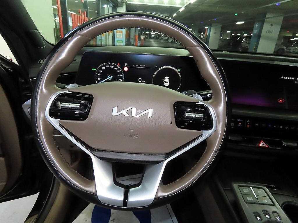 KIA K8 - Vista 8