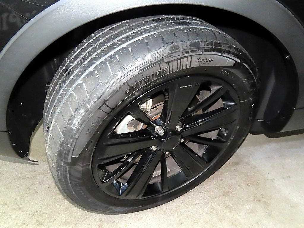 Ford Explorer 2019 Negro - Importación desde Corea - HF Imports Iquique - Foto 20