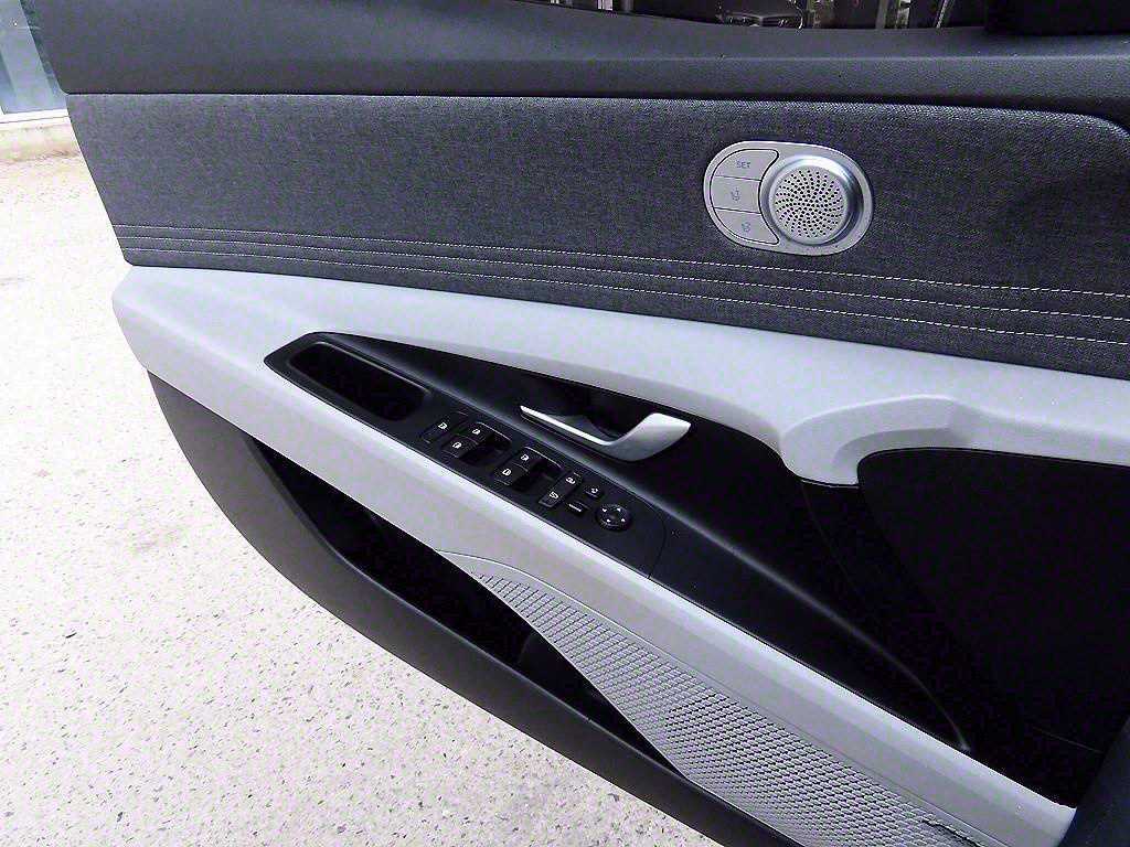 HYUNDAI Avante - Vista 11