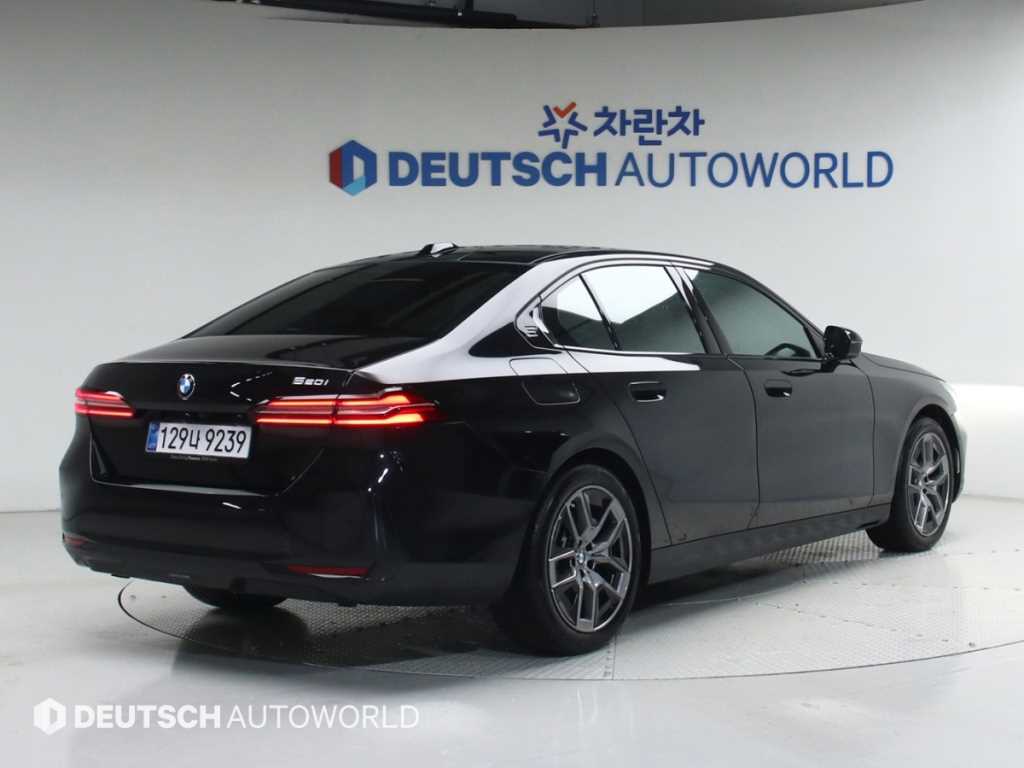 BMW 5 Series - Vista 2