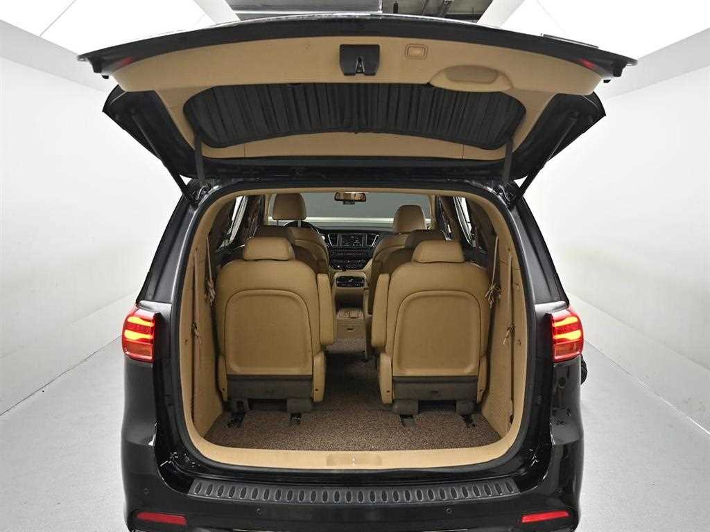 KIA Carnival 2019 Negro - Importación desde Corea - HF Imports Iquique - Foto 19