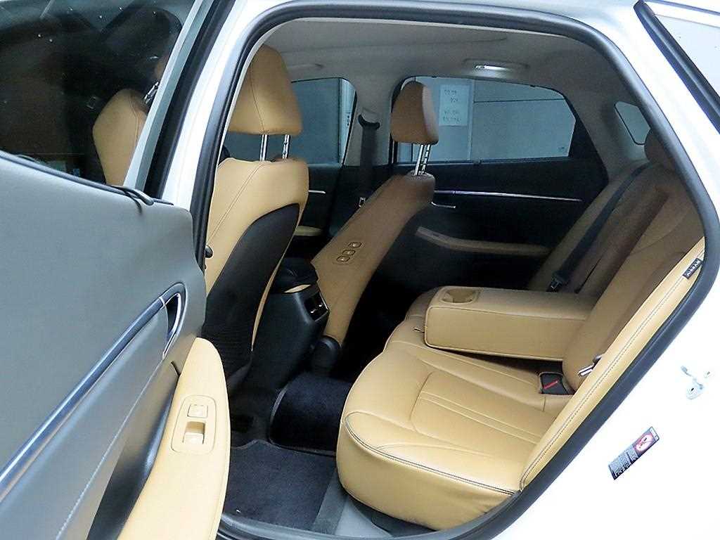 HYUNDAI Sonata - Vista 6