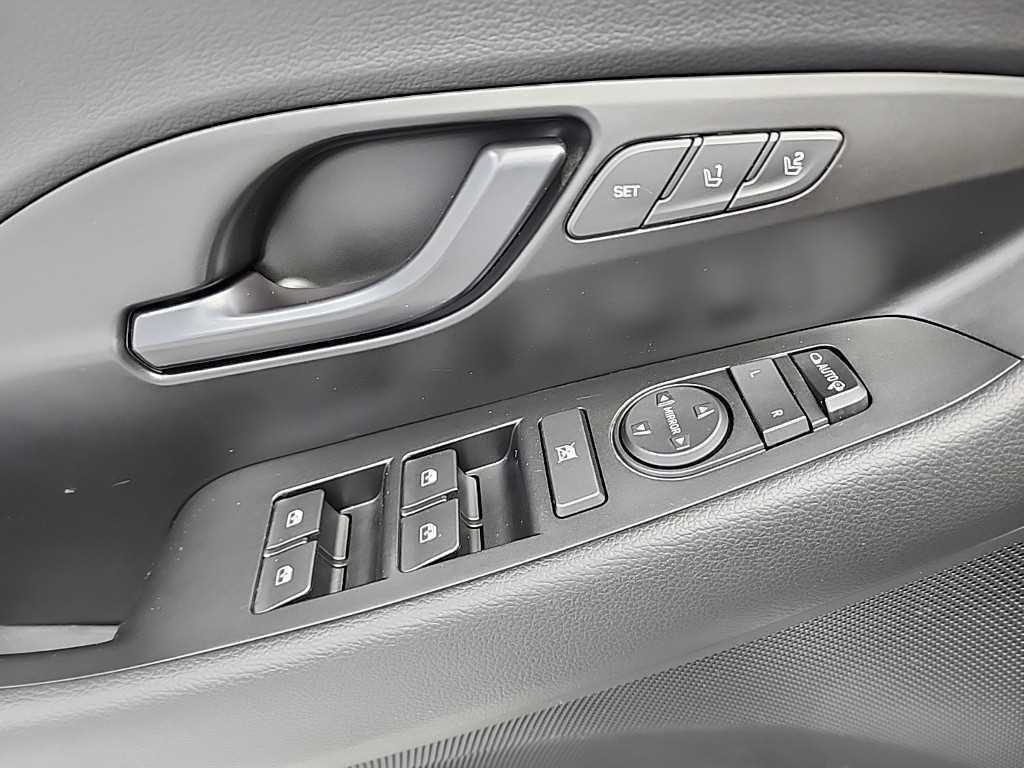 HYUNDAI i30 - Vista 8