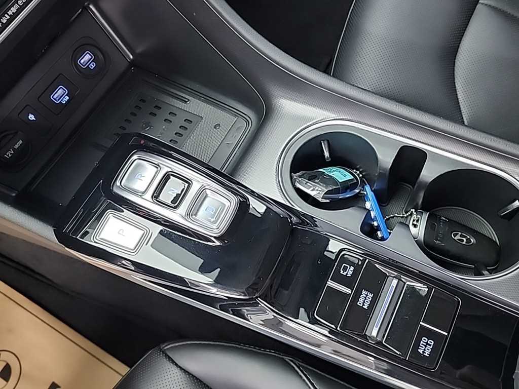 HYUNDAI Sonata - Vista 8