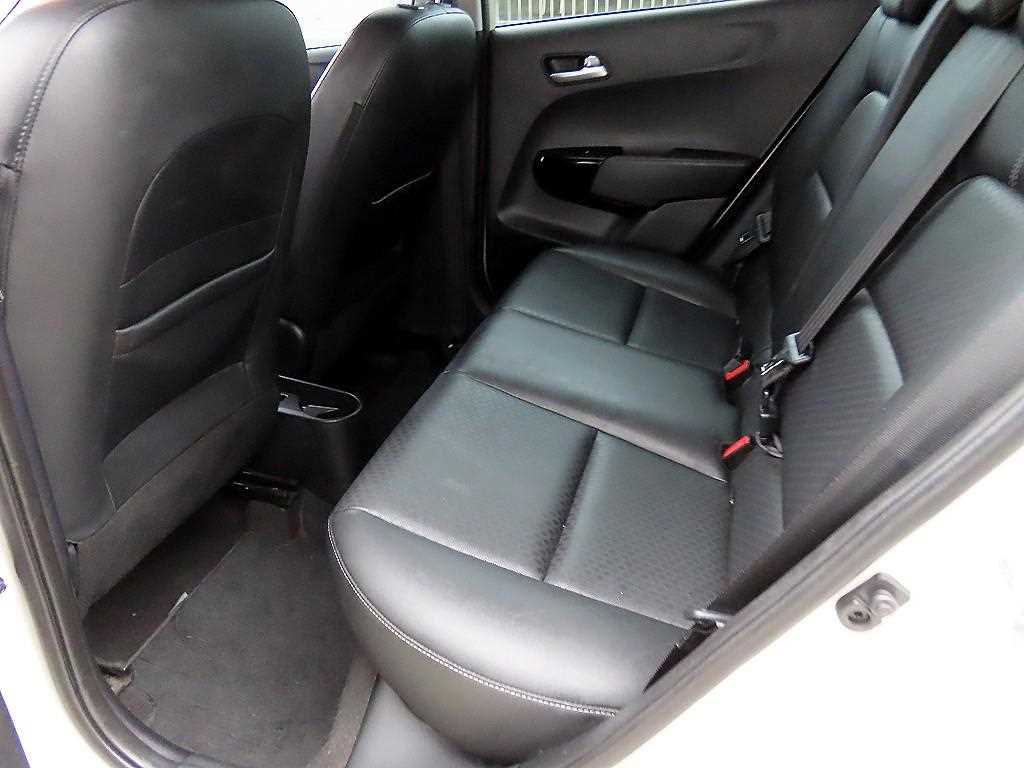 KIA Morning - Vista 6