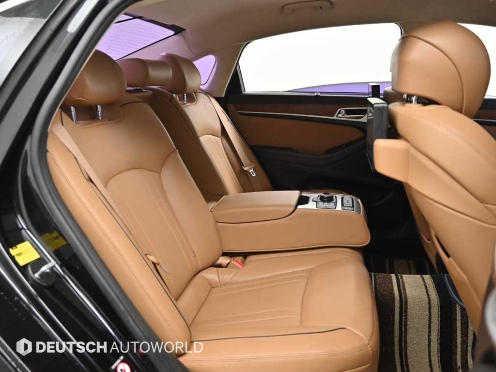 Genesis G80 - Vista 12
