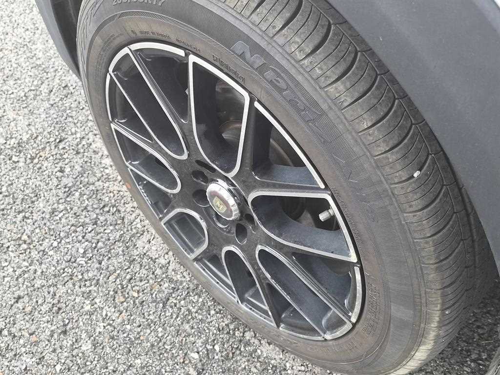 KIA Stonic - Vista 9