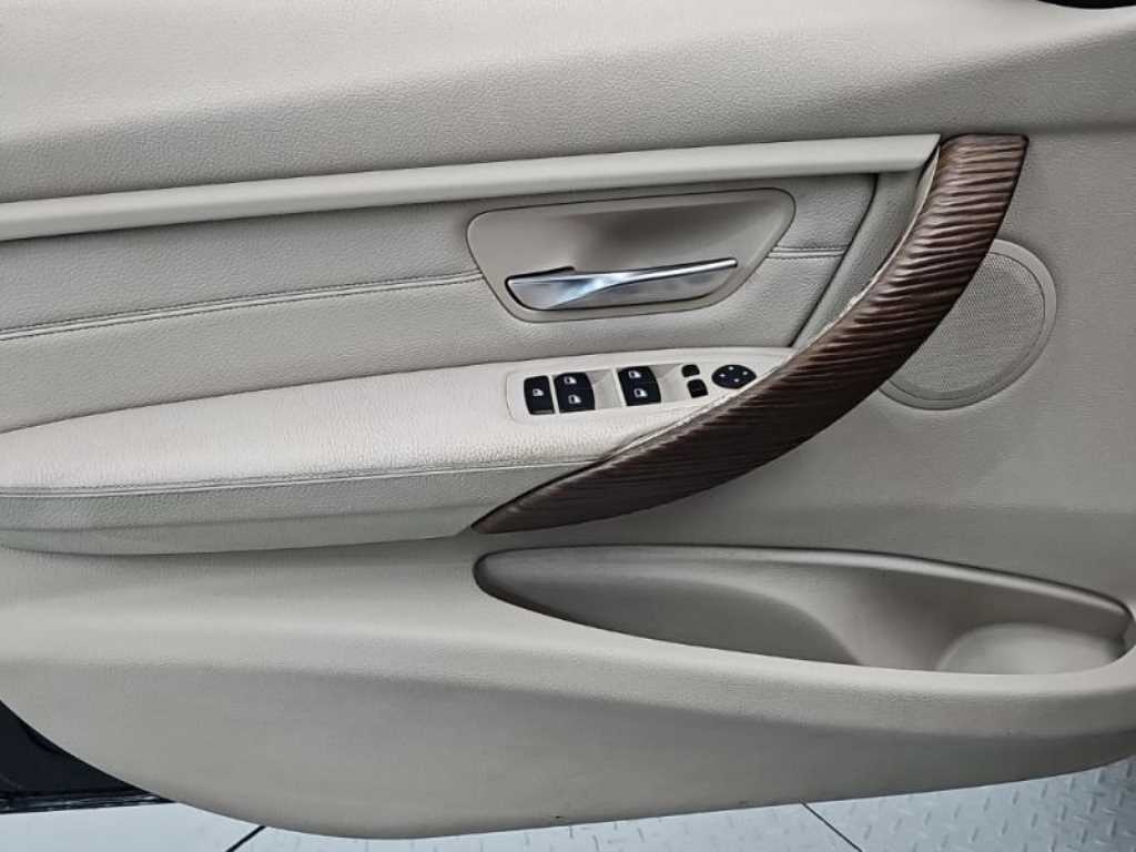 BMW 3 series 2012 Negro - Importación desde Corea - HF Imports Iquique - Foto 15