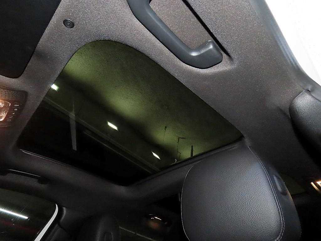 Mercedes Benz GLB Class 2021 Blanco - Importación desde Corea - HF Imports Iquique - Foto 15