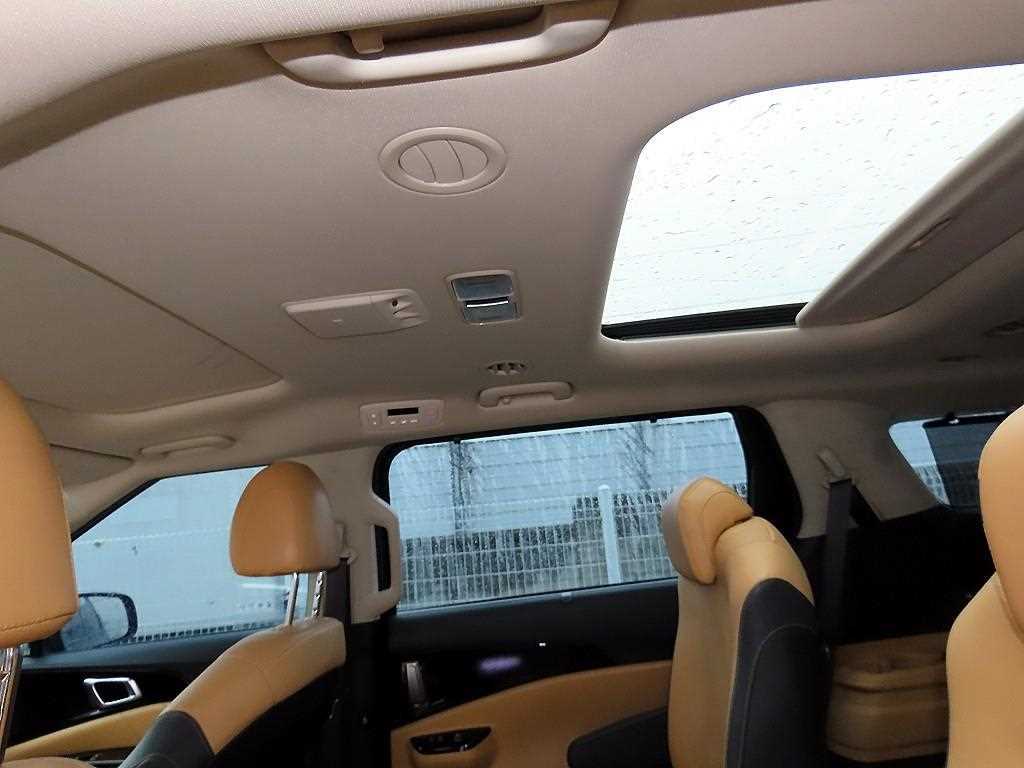KIA Carnival 2023 Negro - Importación desde Corea - HF Imports Iquique - Foto 16