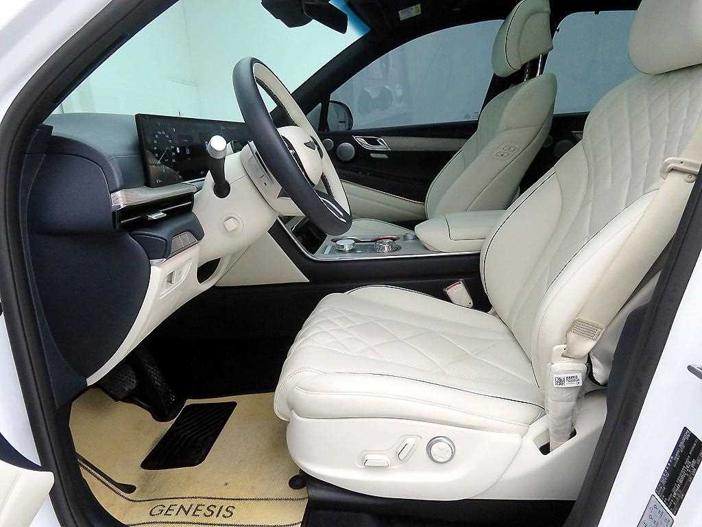 Genesis GV80 - Vista 7