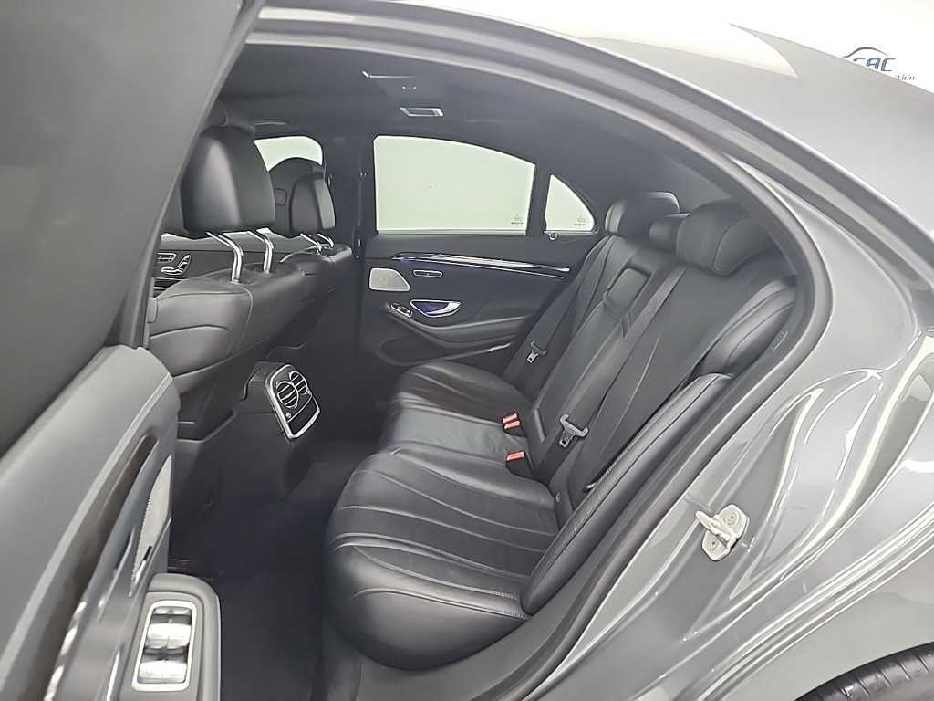Mercedes Benz S Class - Vista 12