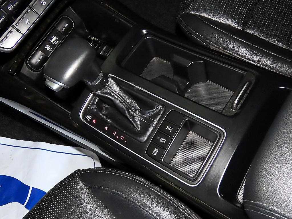 KIA Sorento - Vista 12