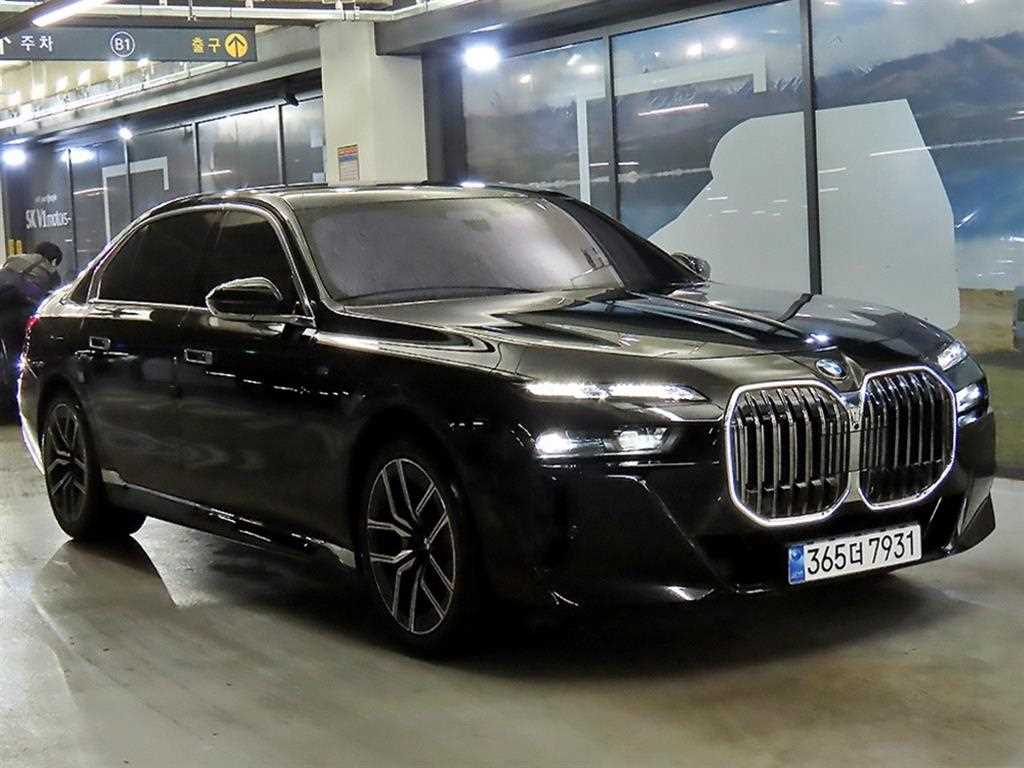 BMW 7 Series 2024 Negro - Importación desde Corea - HF Imports Iquique - Foto 1
