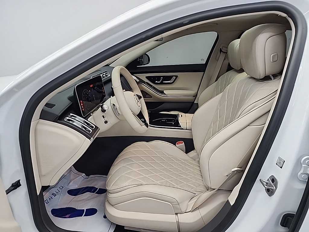 Mercedes Benz S Class - Vista 11