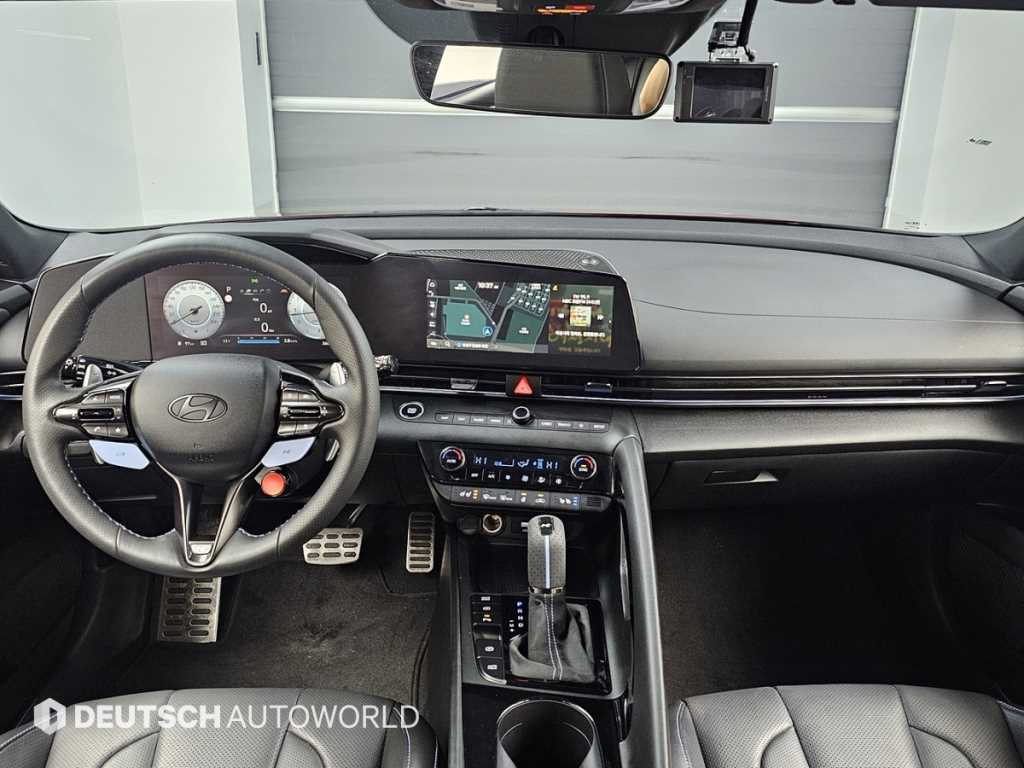 HYUNDAI Avante - Vista 7