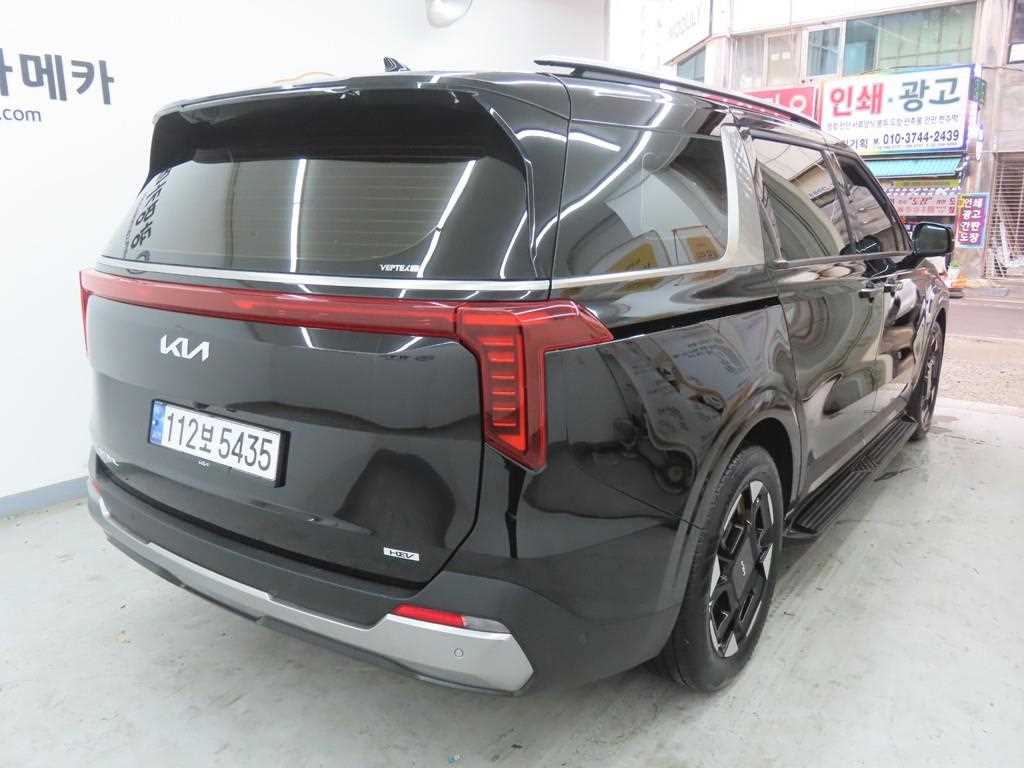 KIA Carnival - Vista 3