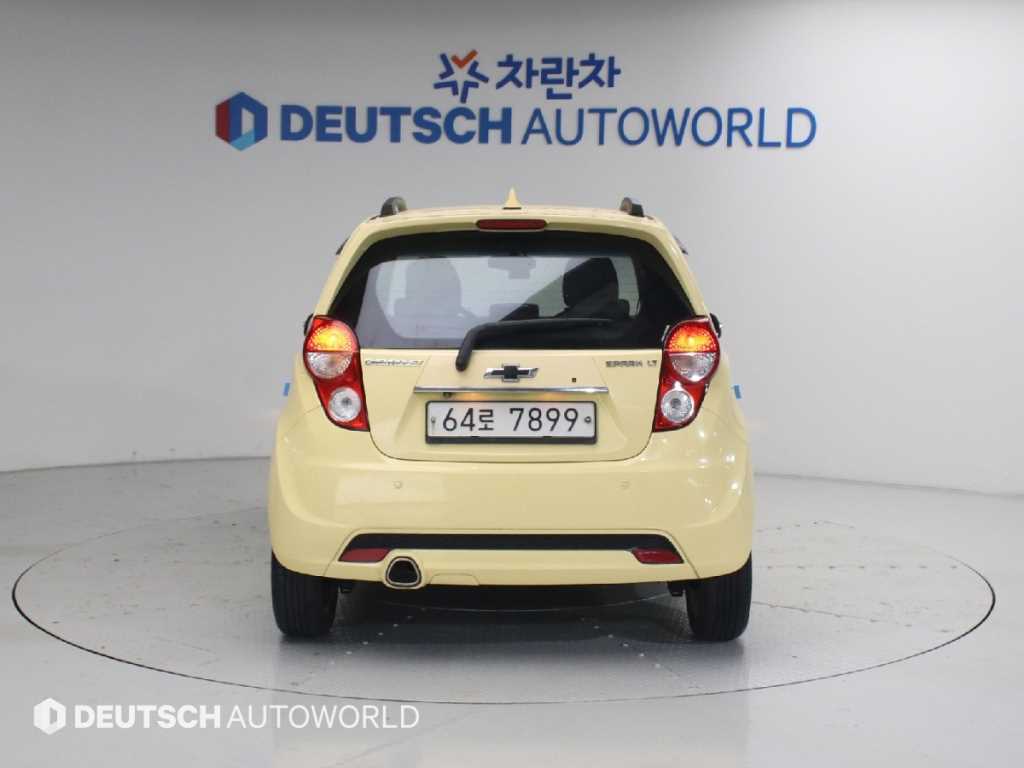 Chevrolet Spark - Vista 4