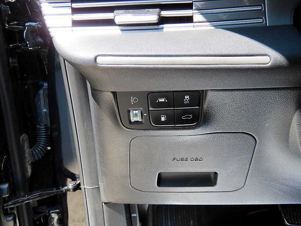 HYUNDAI Grandeur - Vista 12