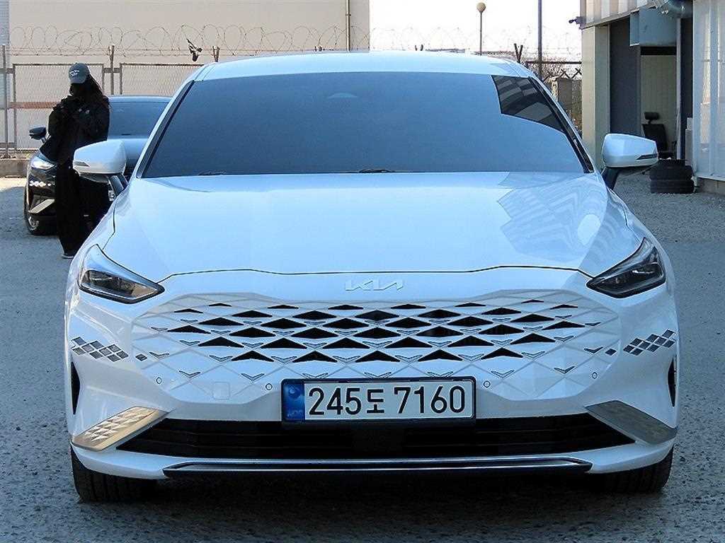 KIA K8 2023 Blanco - Importación desde Corea - HF Imports Iquique - Foto 1