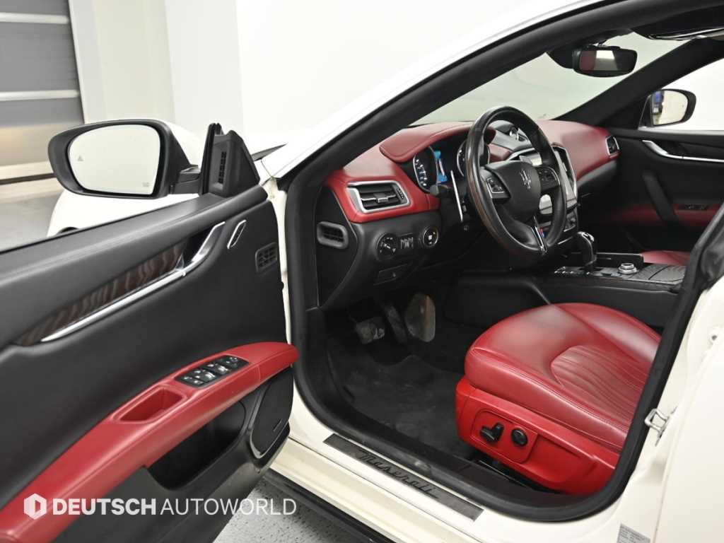 Maserati Ghibli - Vista 11