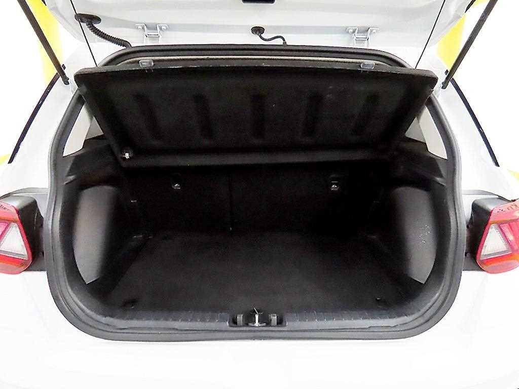 HYUNDAI Venue 2020 Blanco - Importación desde Corea - HF Imports Iquique - Foto 18