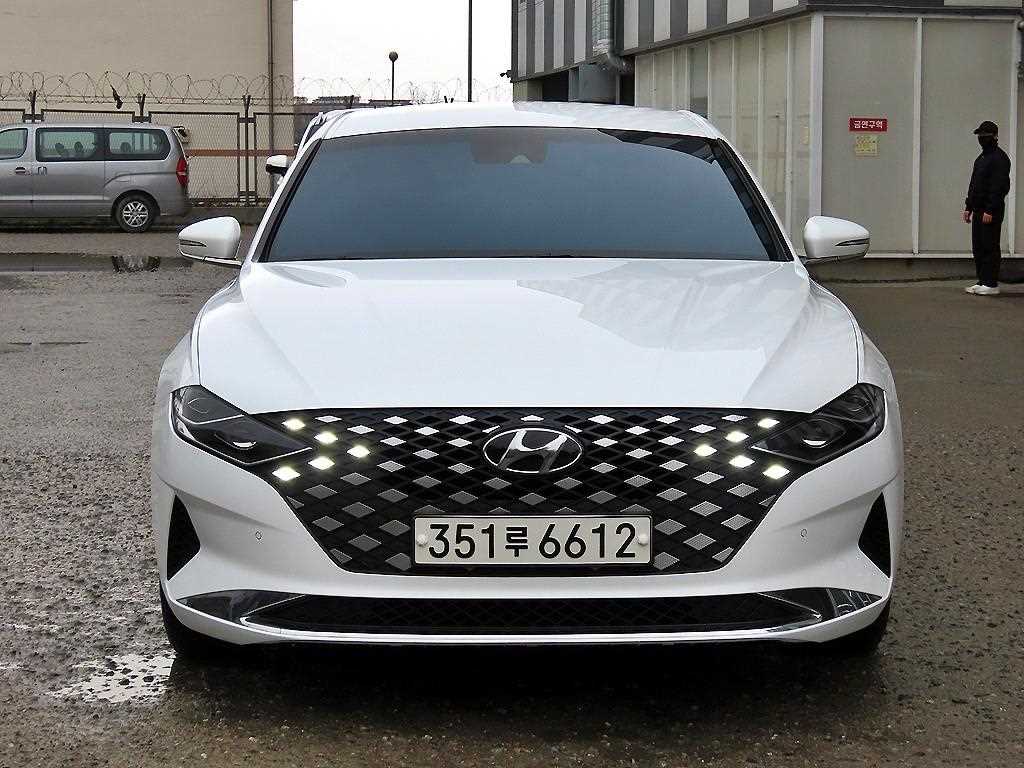 HYUNDAI Grandeur 2020 Blanco - Importación desde Corea - HF Imports Iquique - Foto 1