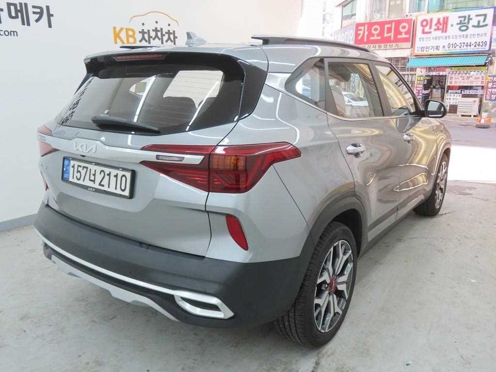 KIA Seltos - Vista 3