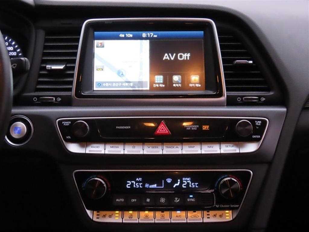 HYUNDAI Sonata - Vista 10