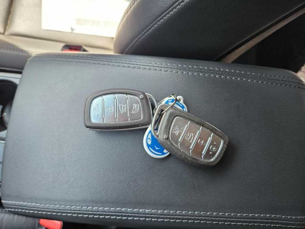 HYUNDAI Tucson - Vista 7