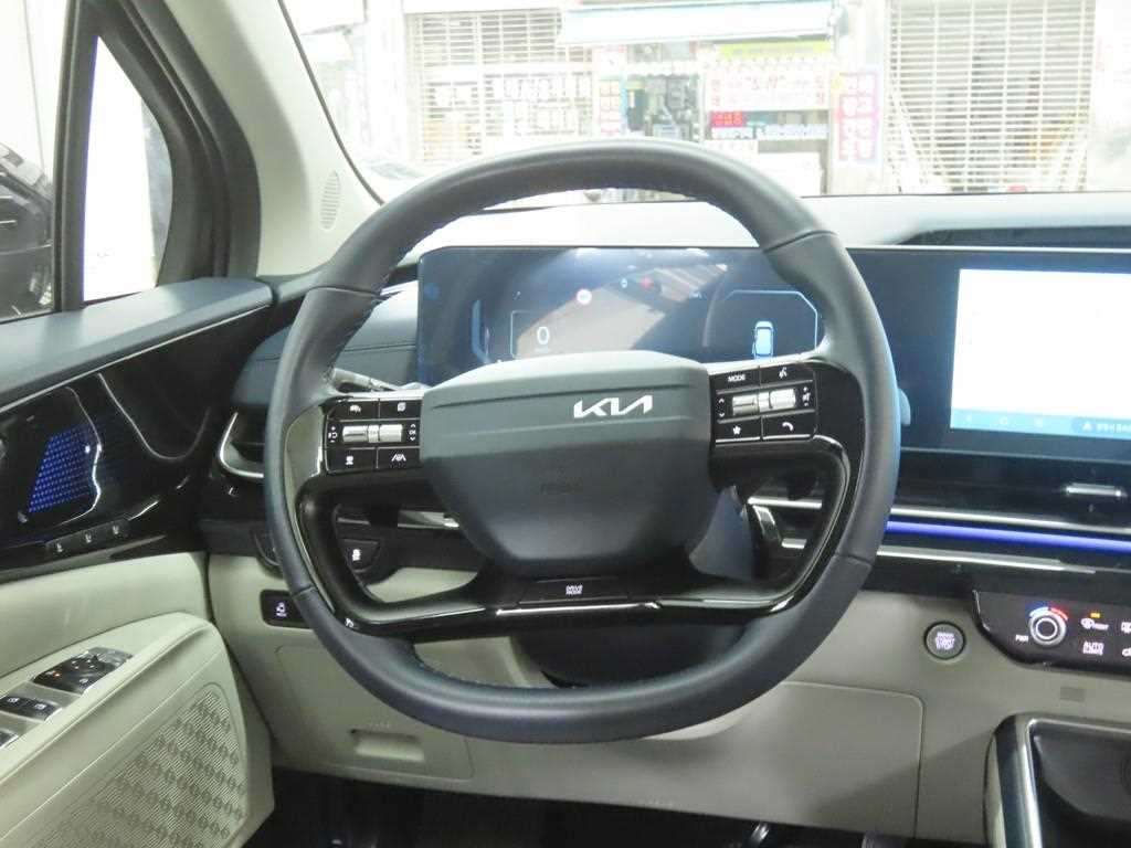 KIA Carnival 2025 Negro - Importación desde Corea - HF Imports Iquique - Foto 18