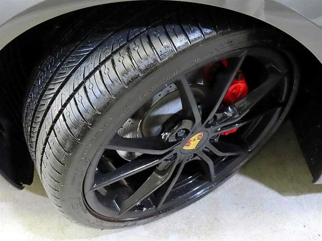 Porsche 718 2018 Gris - Importación desde Corea - HF Imports Iquique - Foto 17