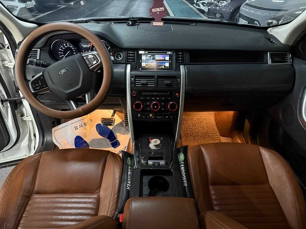 Land Rover Discovery Sports - Vista 8