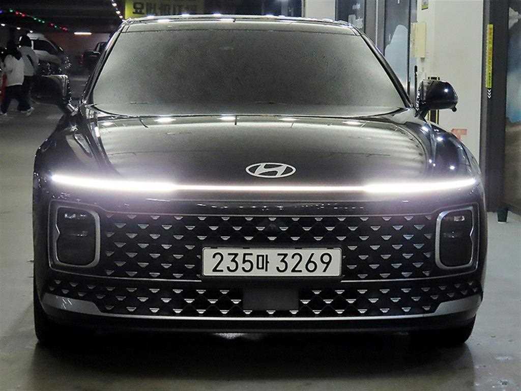 HYUNDAI Grandeur - Vista 2