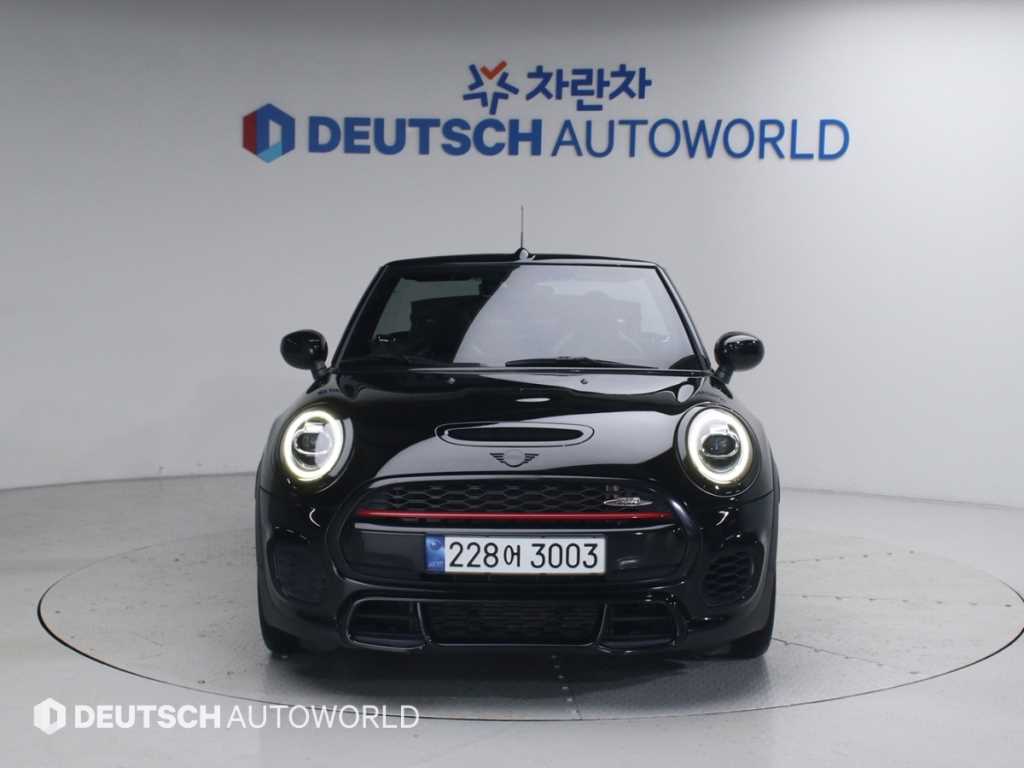 Mini Cooper Convertible - Vista 3